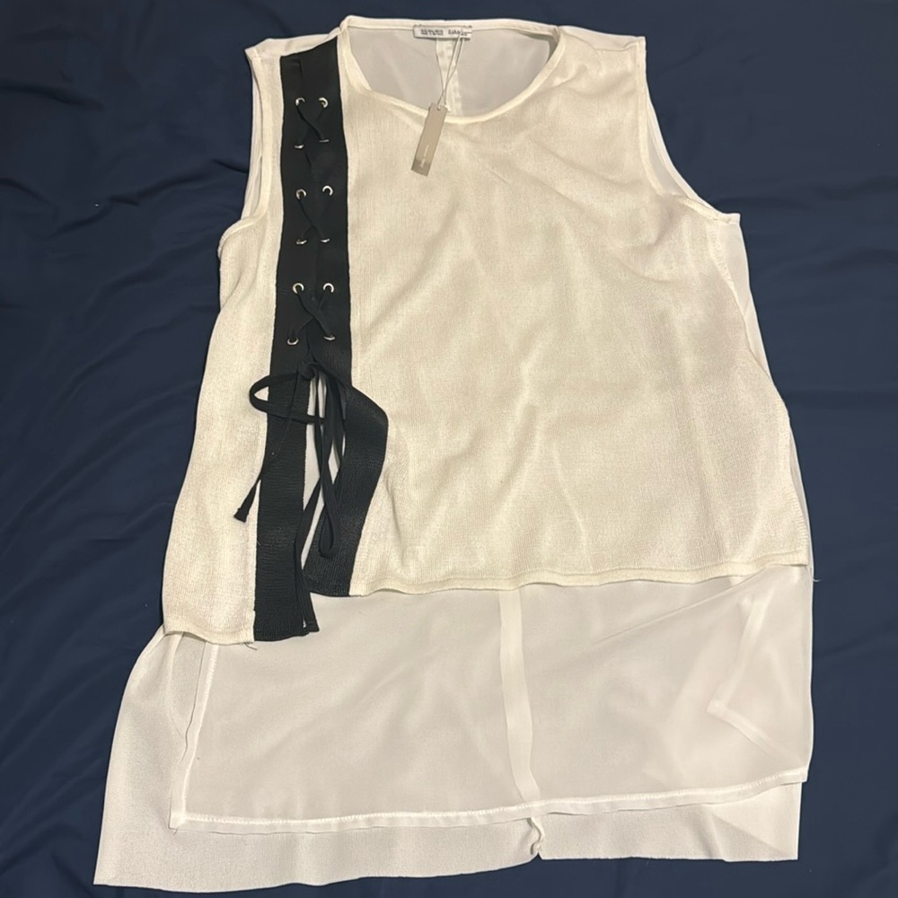 ZARA W/B Lace Up Top NWT- Large